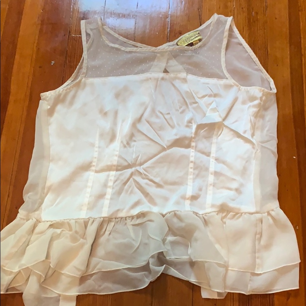 Vera wang fitted blouse